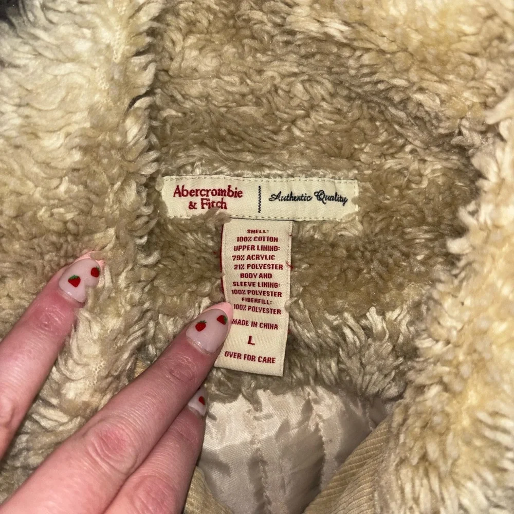 Abercrombie & Fitch Cream Sherpa Jacket Size Large A00319